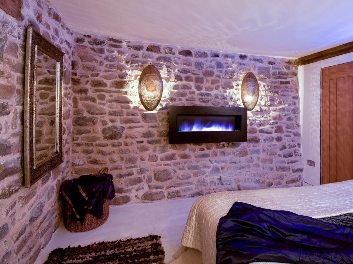 Red Kite Barn - Charming Boutique Barn Conversion Newbridge on Wye Екстериор снимка