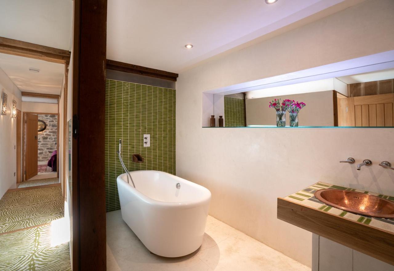 Red Kite Barn - Charming Boutique Barn Conversion Newbridge on Wye Екстериор снимка